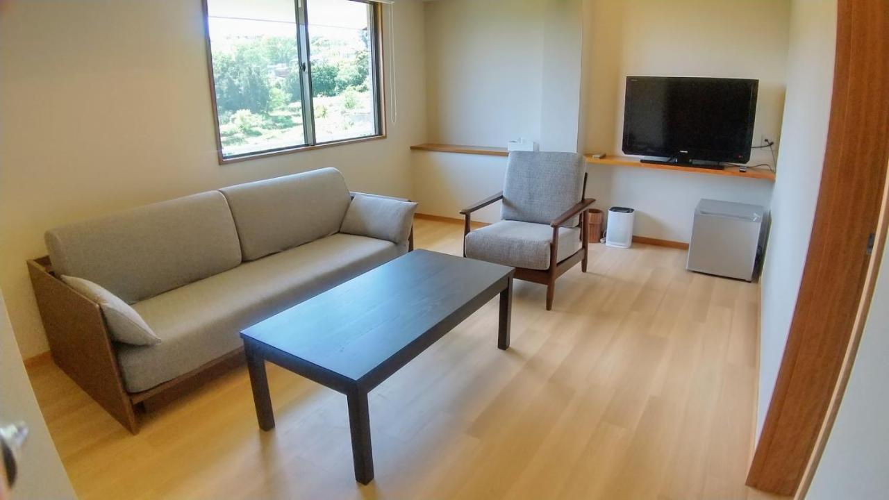 Futo House -Ippon No Enpitsu- Hotell Ito  Exteriör bild