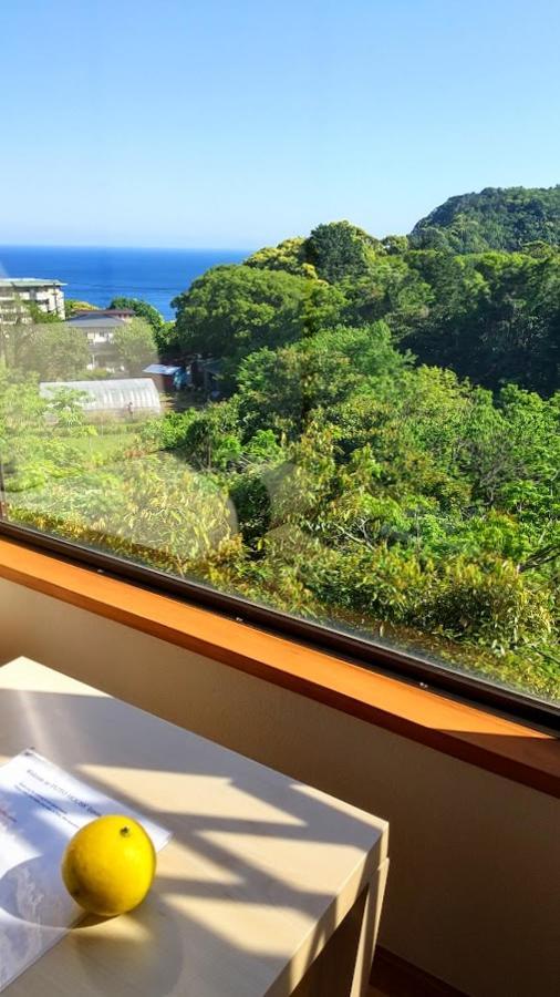 Futo House -Ippon No Enpitsu- Hotell Ito  Exteriör bild